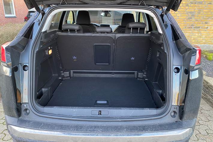 Sort Peugeot 3008 fra 2020