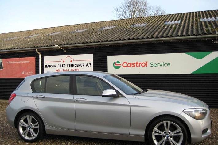 Sølv BMW 116i fra 2012