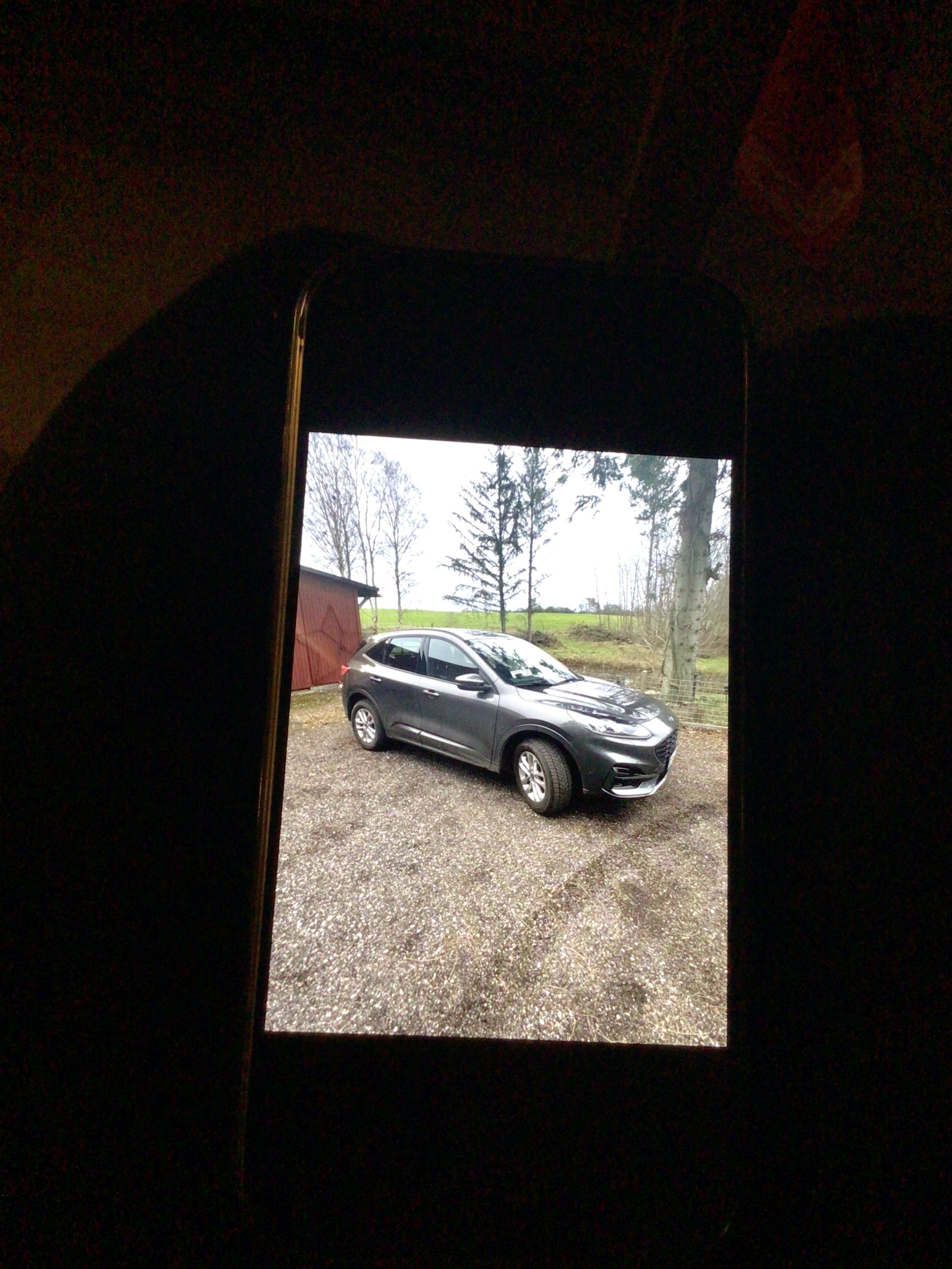 Grå Ford Kuga fra 2021