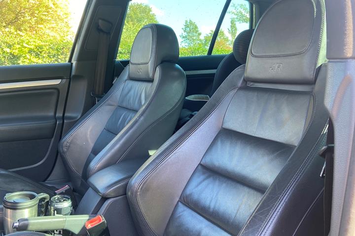 Sort VW Golf fra 2006