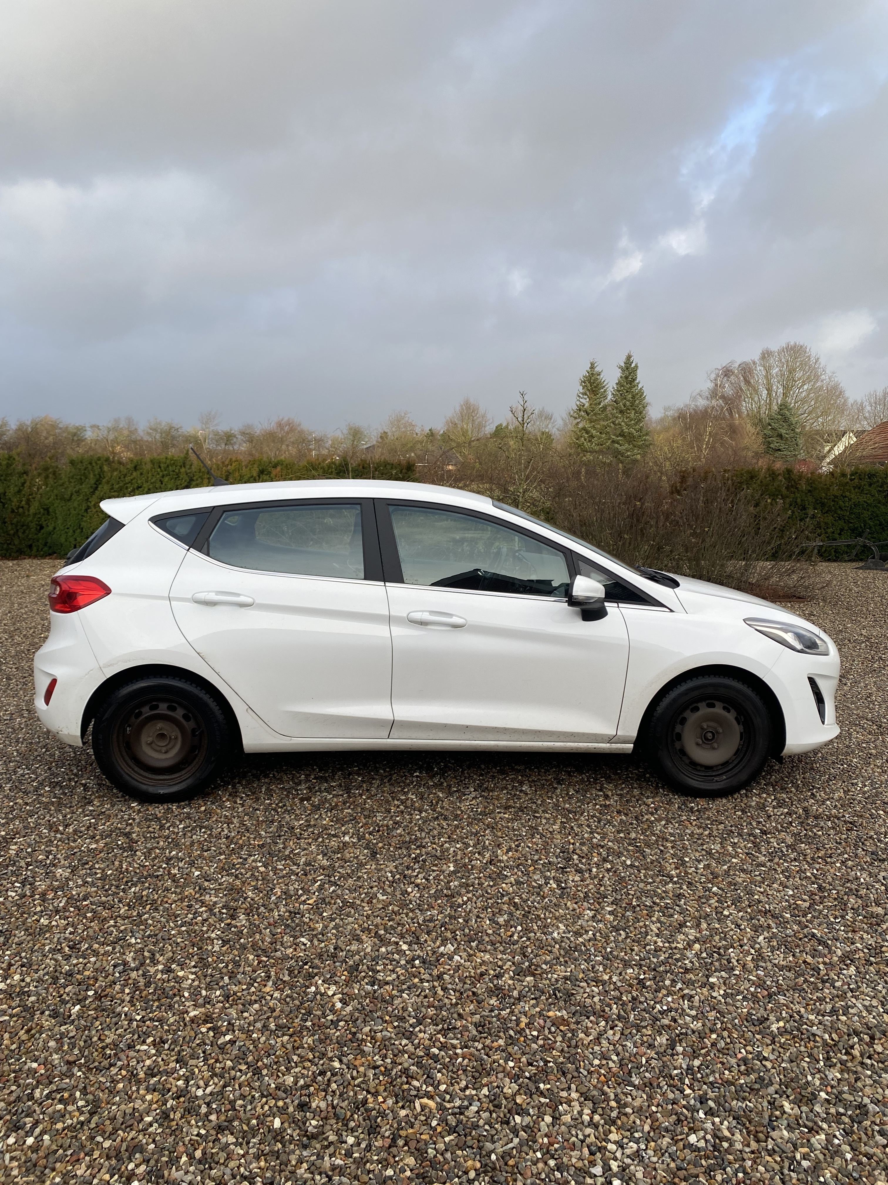 Hvid Ford Fiesta fra 2018