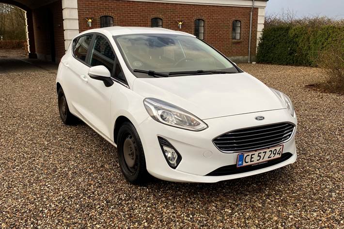 Hvid Ford Fiesta fra 2018