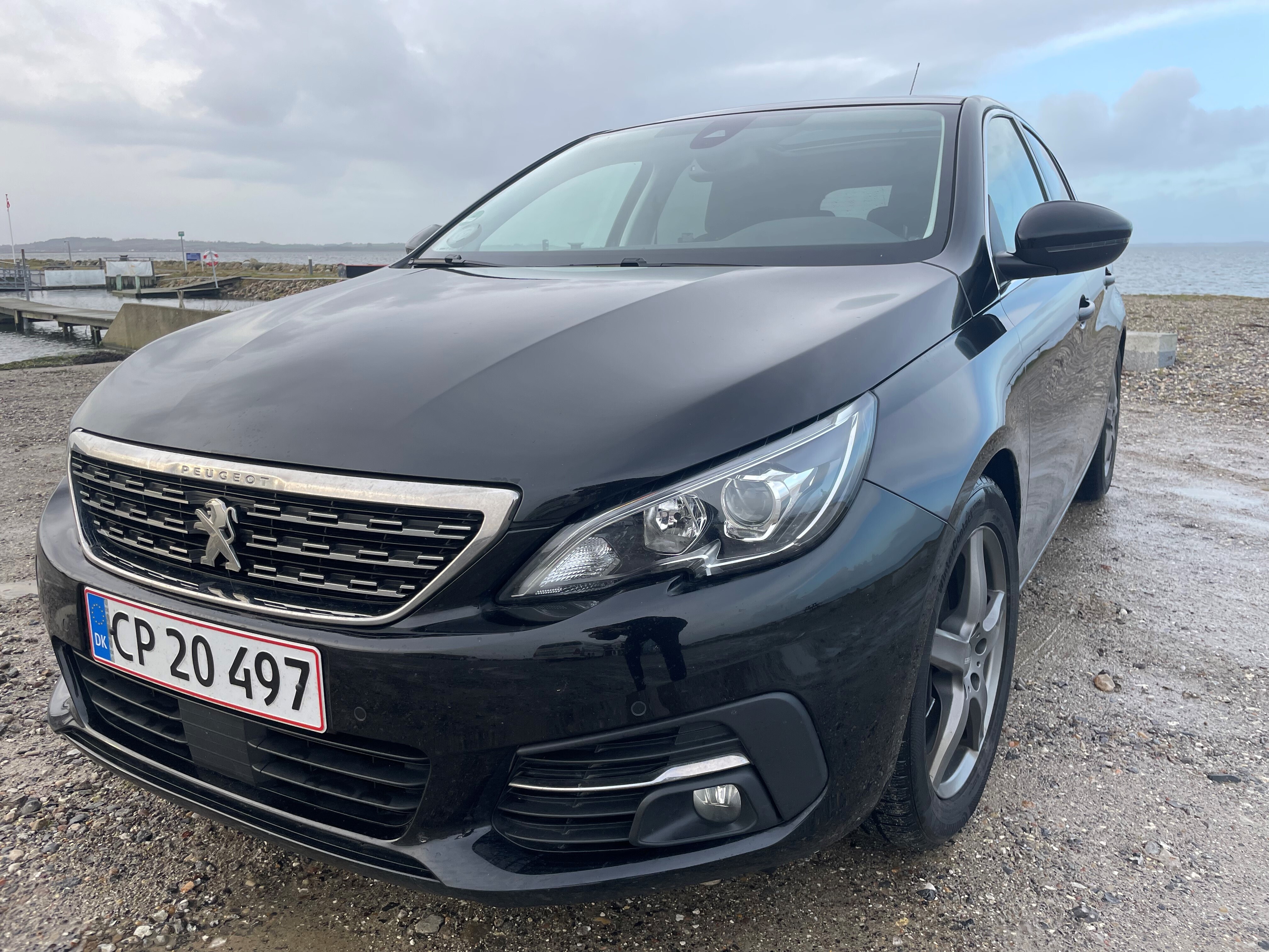 Peugeot 308 1,5 1,5 BlueHDi 130 Selection Sky 5d