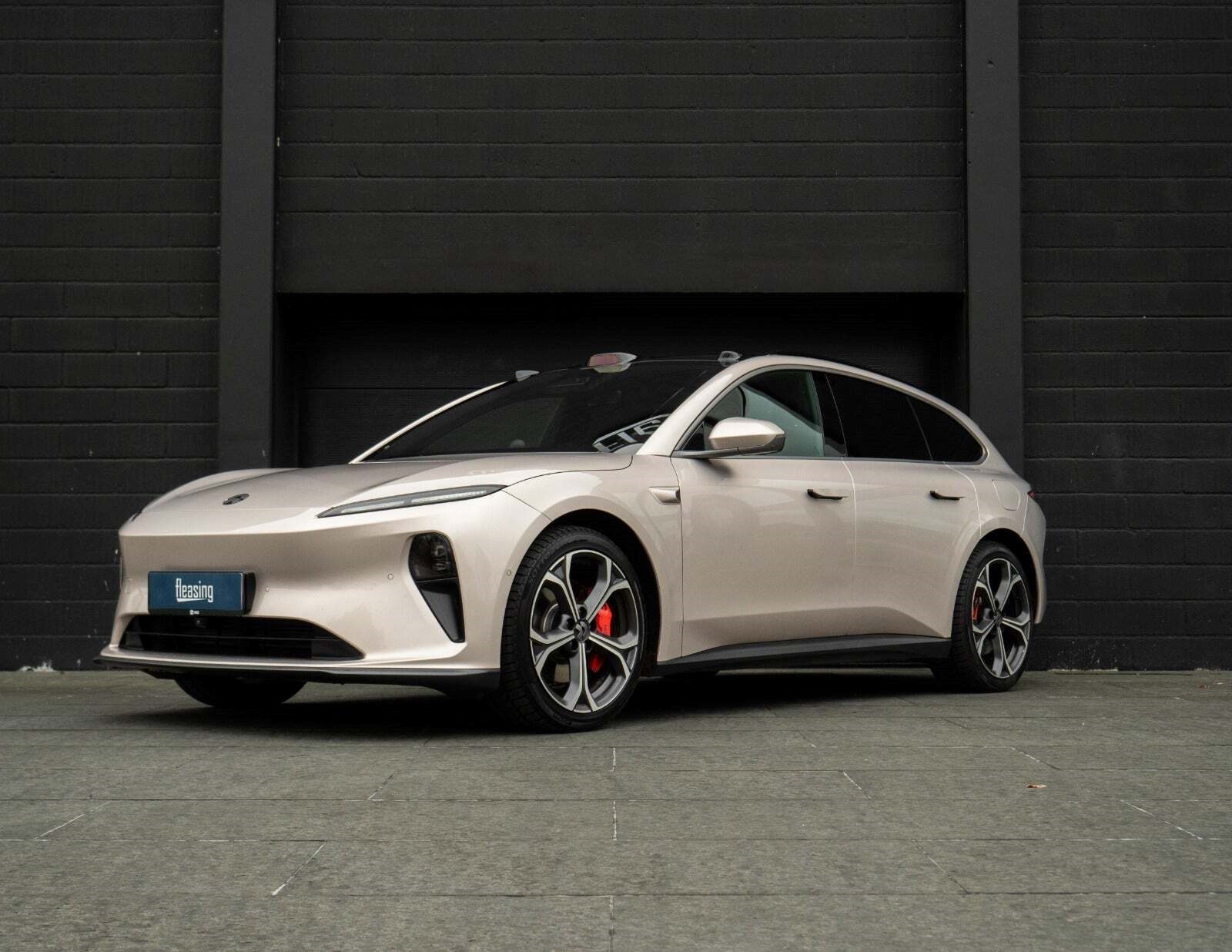 Guide til NIO ET5 (100 kWh) (Årgang 04/2023 og frem)