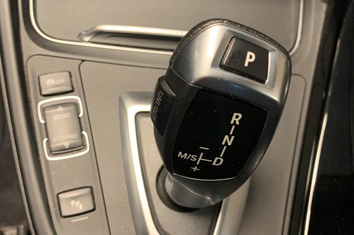 Grå BMW 320 Gran Turismo fra 2018