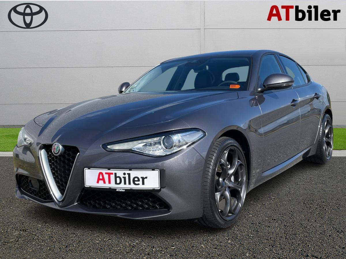 Sort Alfa Romeo Giulia fra 2019