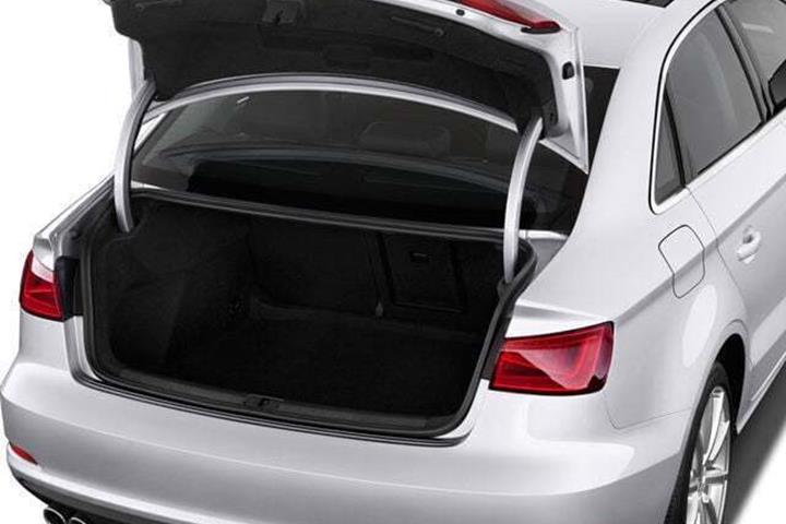 Grå Audi A3 fra 2016