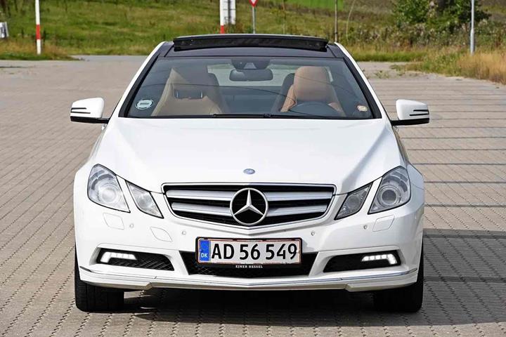 Hvid Mercedes E350 d fra 2010