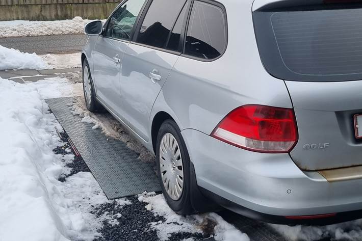 Sølv VW Golf V fra 2007