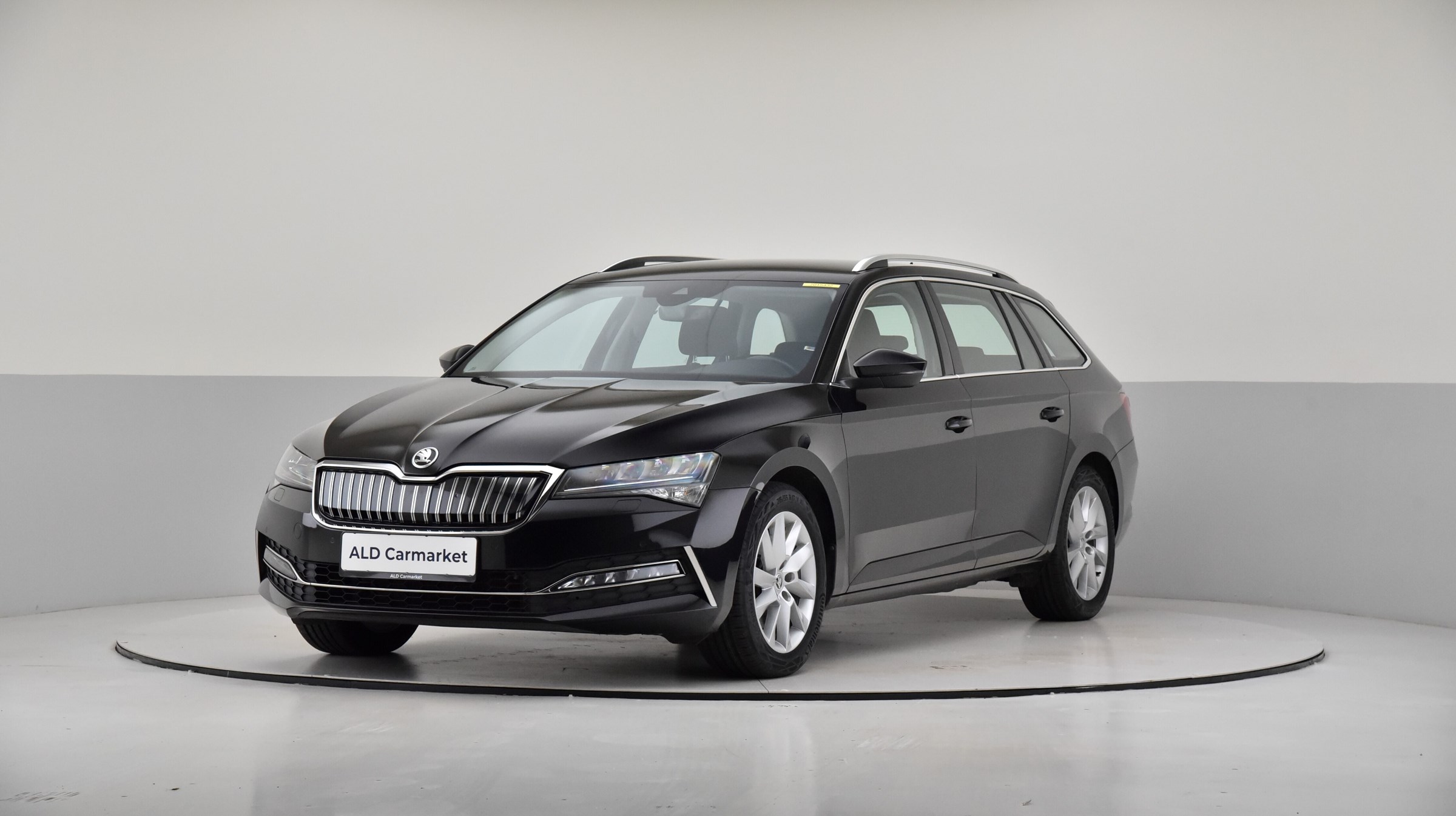 Guide til Skoda SUPERB COMBI Superb Combi 2.0 TDI SCR Selection 4x4 DSG (Årgang 02/2024 og frem)