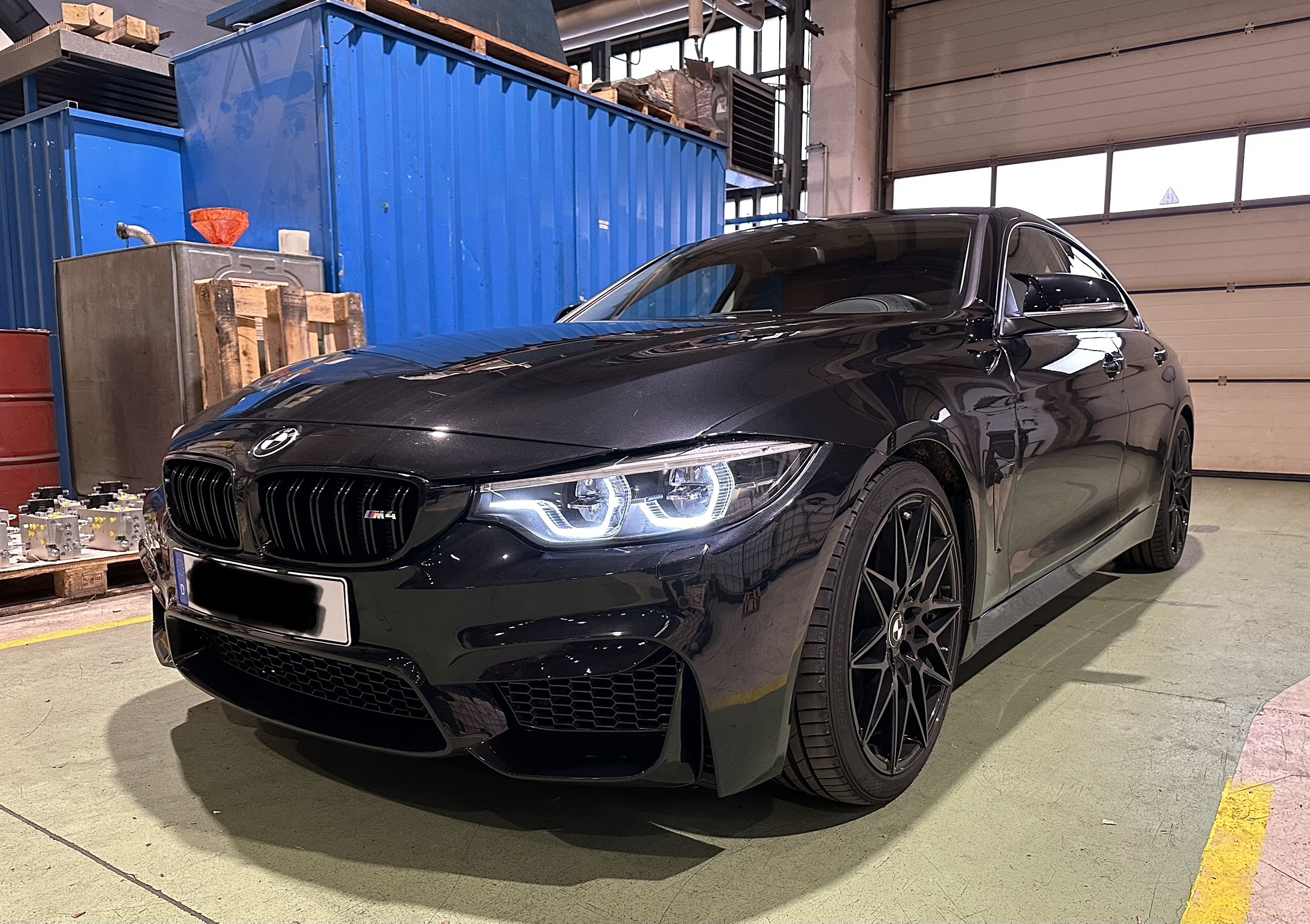 Sort BMW 435d fra 2017