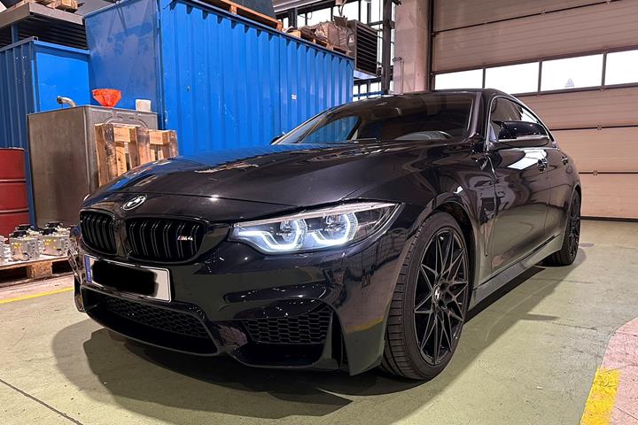 Sort BMW 435d fra 2017