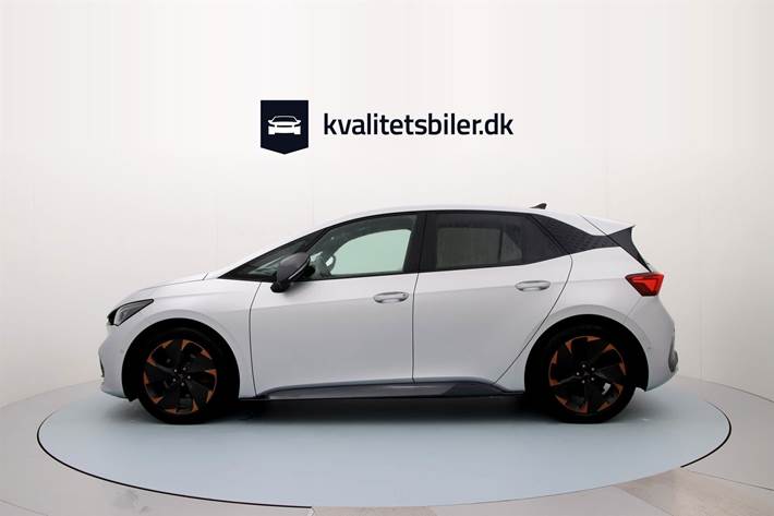Sølv Cupra Born fra 2022