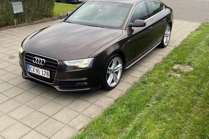 Brun Audi A5 Sportback fra 2015