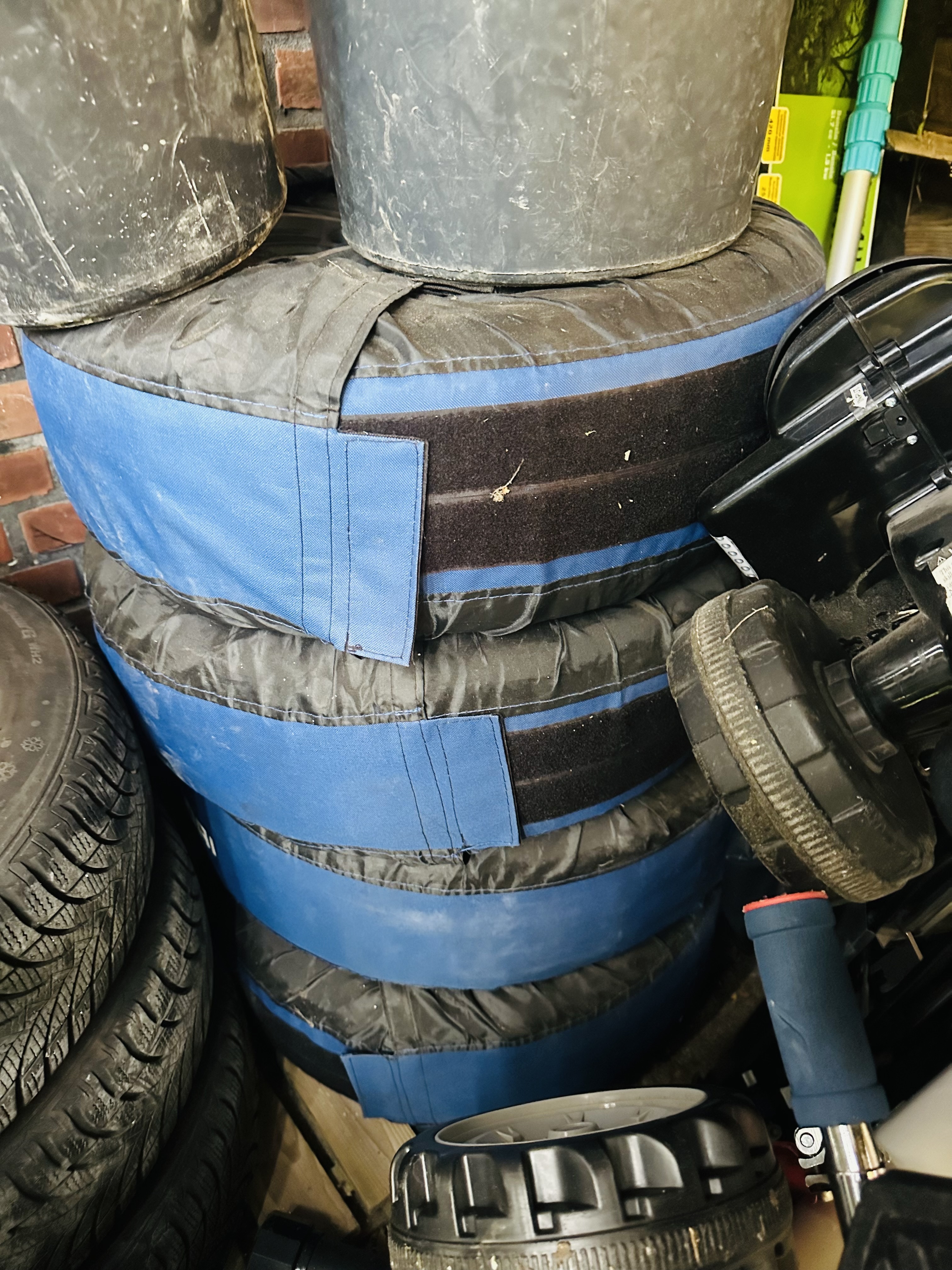 Hvid Hyundai Ioniq fra 2021