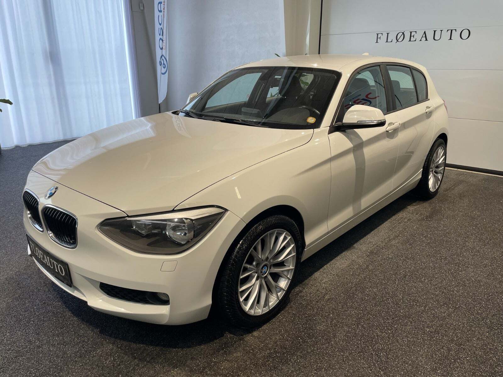 undefined BMW 118d fra 2014