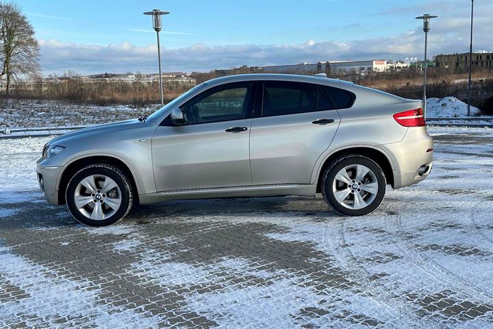 undefined BMW X6 fra 2009