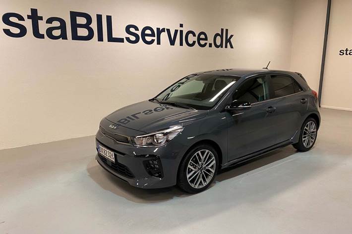 undefined Kia Rio fra 2023 set udefra