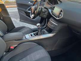 Peugeot 308 1,5 BlueHDi 130  SW