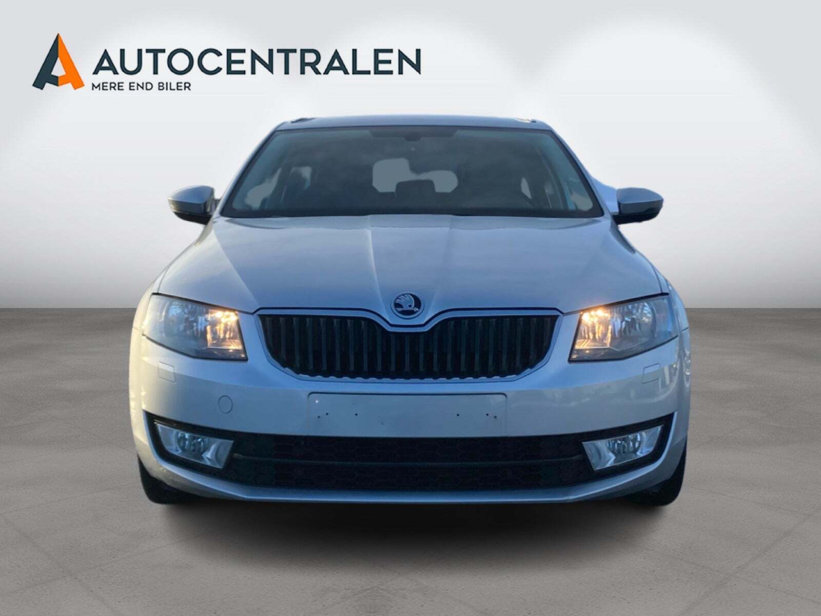 Sølv Skoda Octavia fra 2016