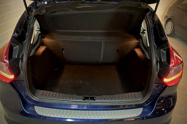 Blå Ford Focus fra 2013