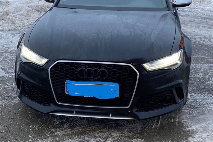 Sort Audi RS6 fra 2016