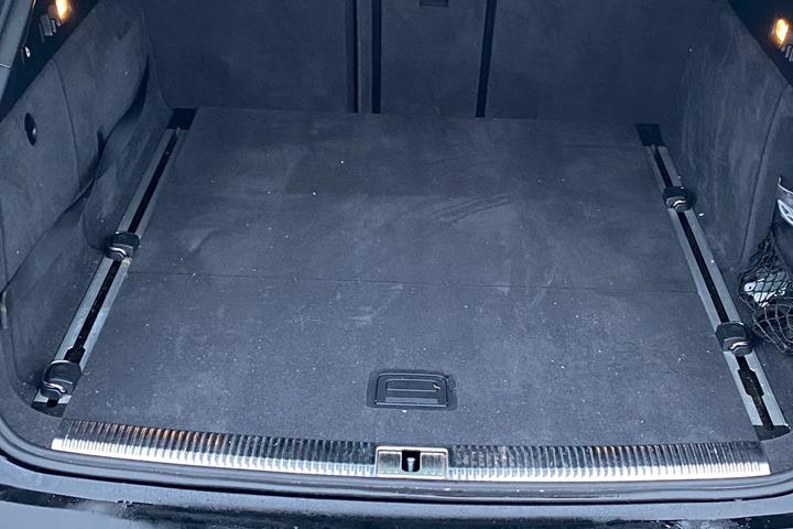 Sort Audi RS6 fra 2016