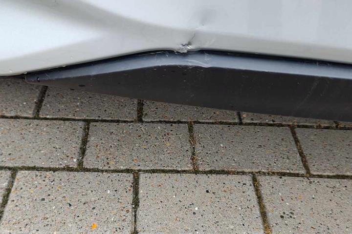 Grå Toyota Yaris fra 2019