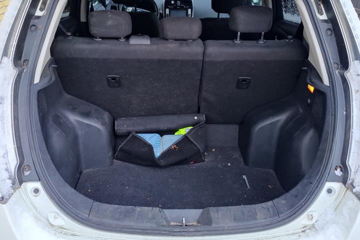 Hvid Nissan Leaf fra 2015