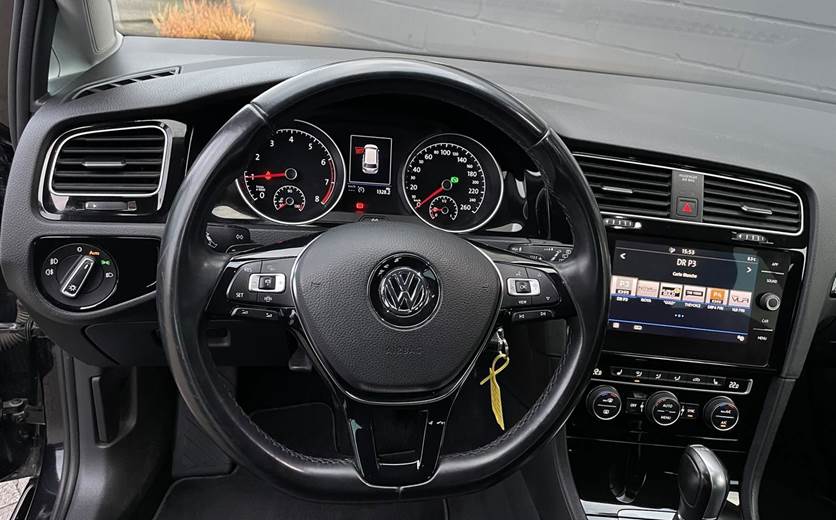 VW Golf