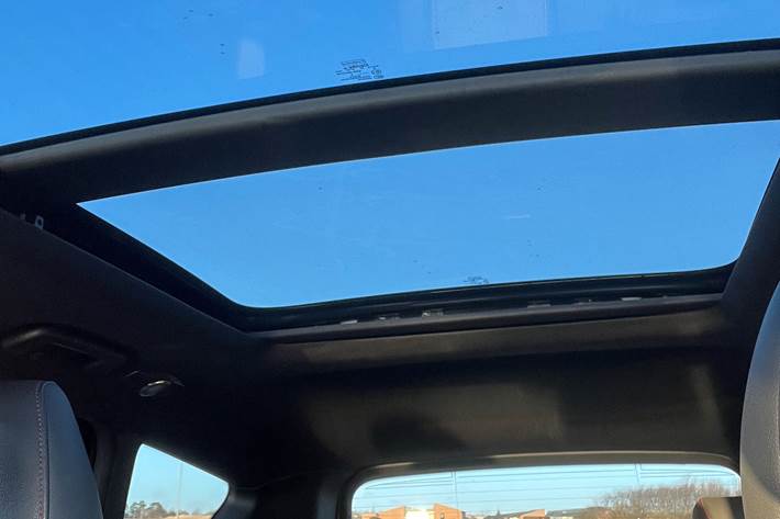 Hvid Ford Kuga fra 2018