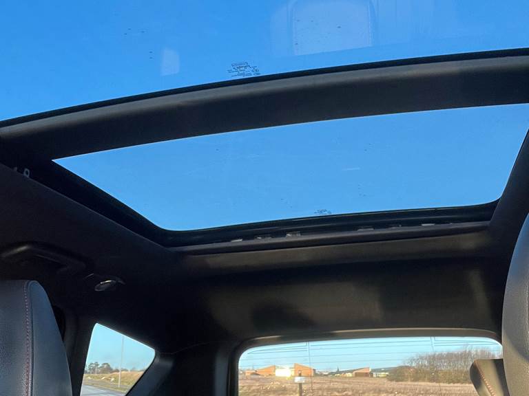 Ford Kuga 1,5 TDCi (120 HK ) SUV FWD PS6