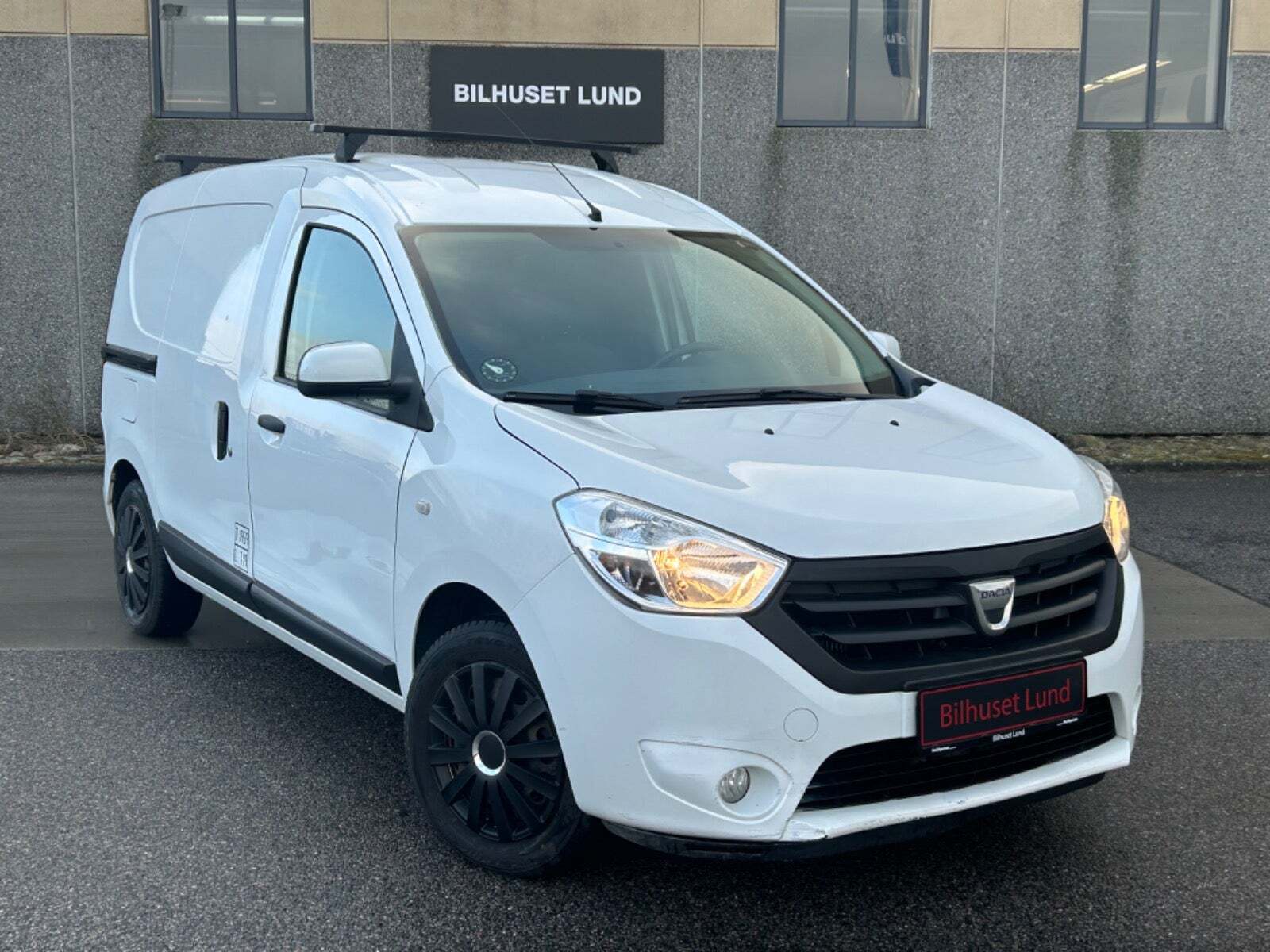 Hvid Dacia Dokker fra 2016