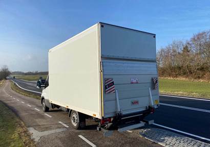 Iveco Daily 2,3 35S13 Alukasse m/lift