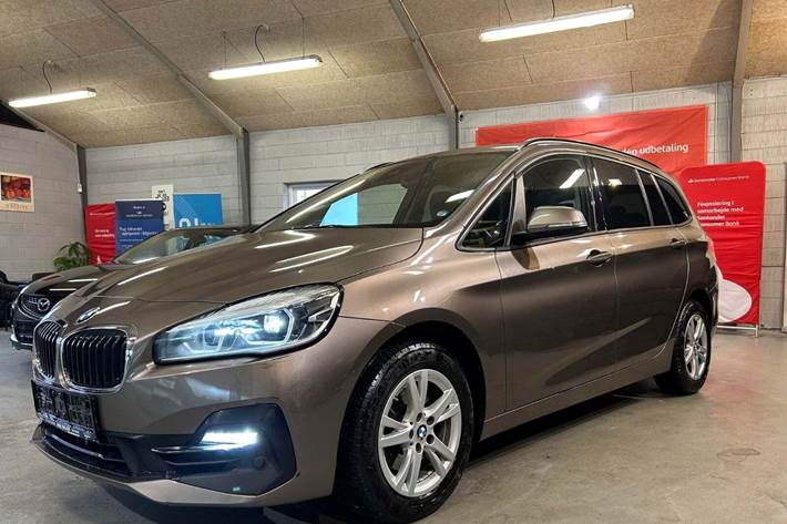 undefined BMW 216i fra 2019