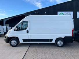 Peugeot Boxer 330 2,0 BlueHDi 130 L2H2 m/lift