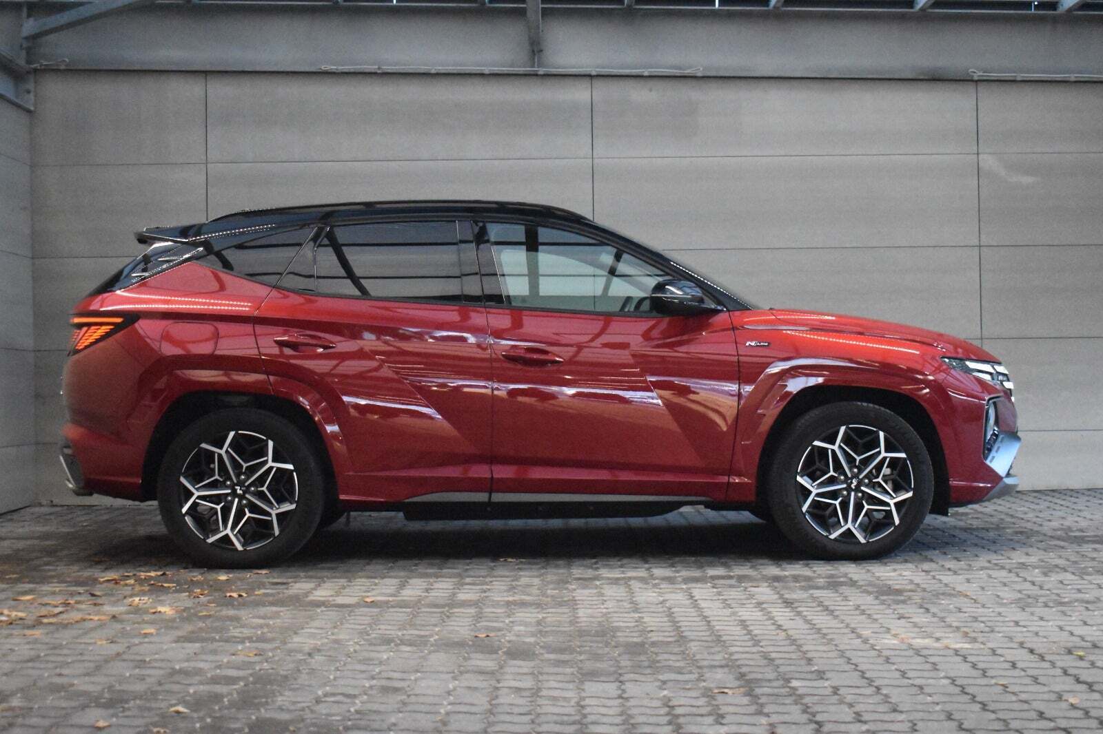 Rød Hyundai Tucson fra 2022