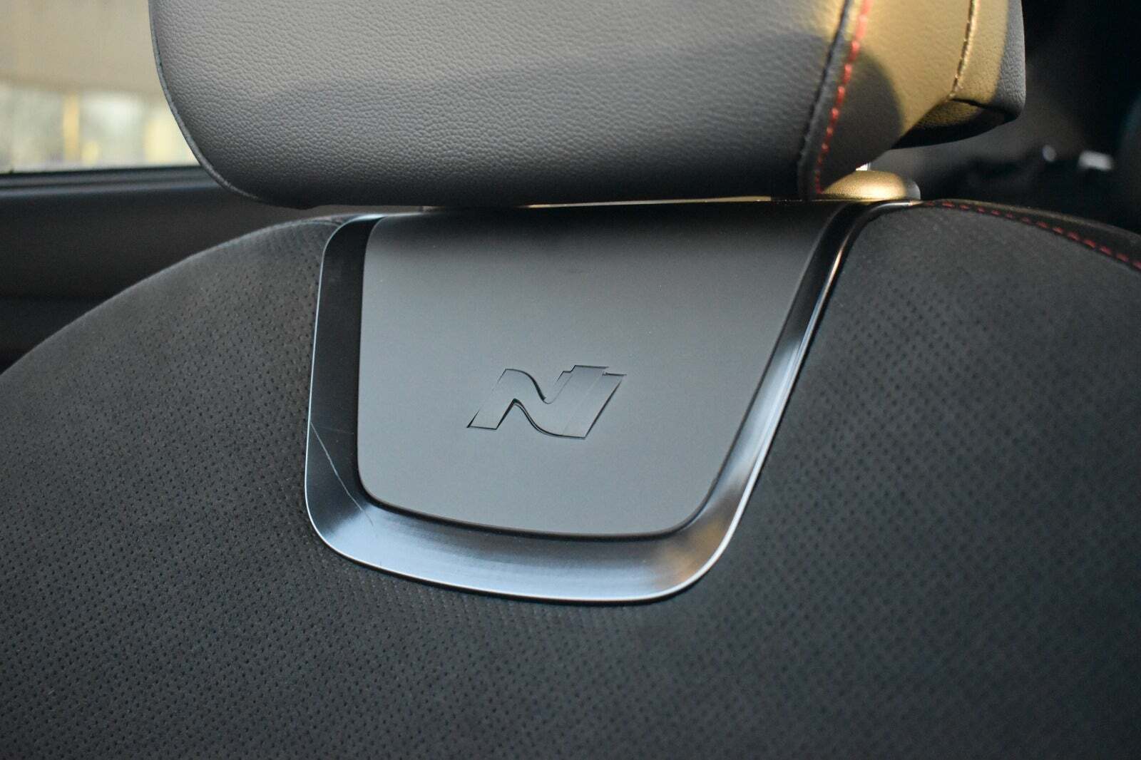 Rød Hyundai Tucson fra 2022