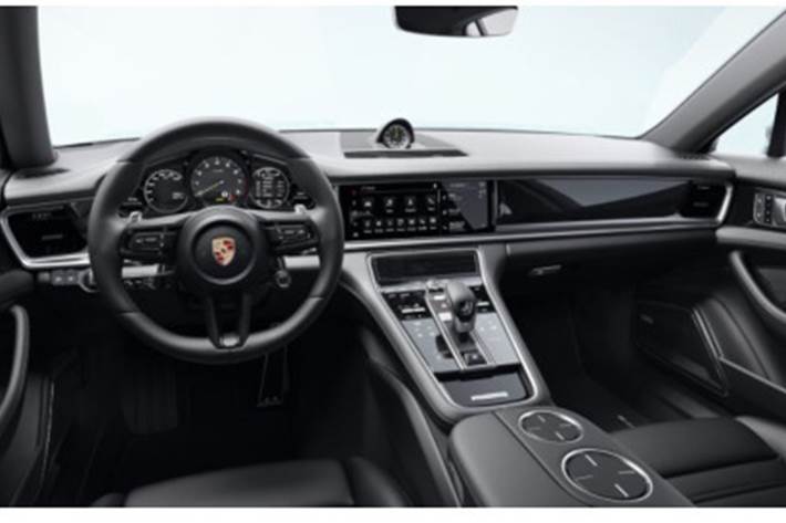 Grøn Porsche Panamera fra 2023