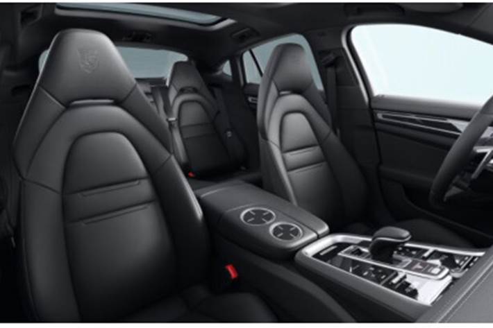 Grøn Porsche Panamera fra 2023