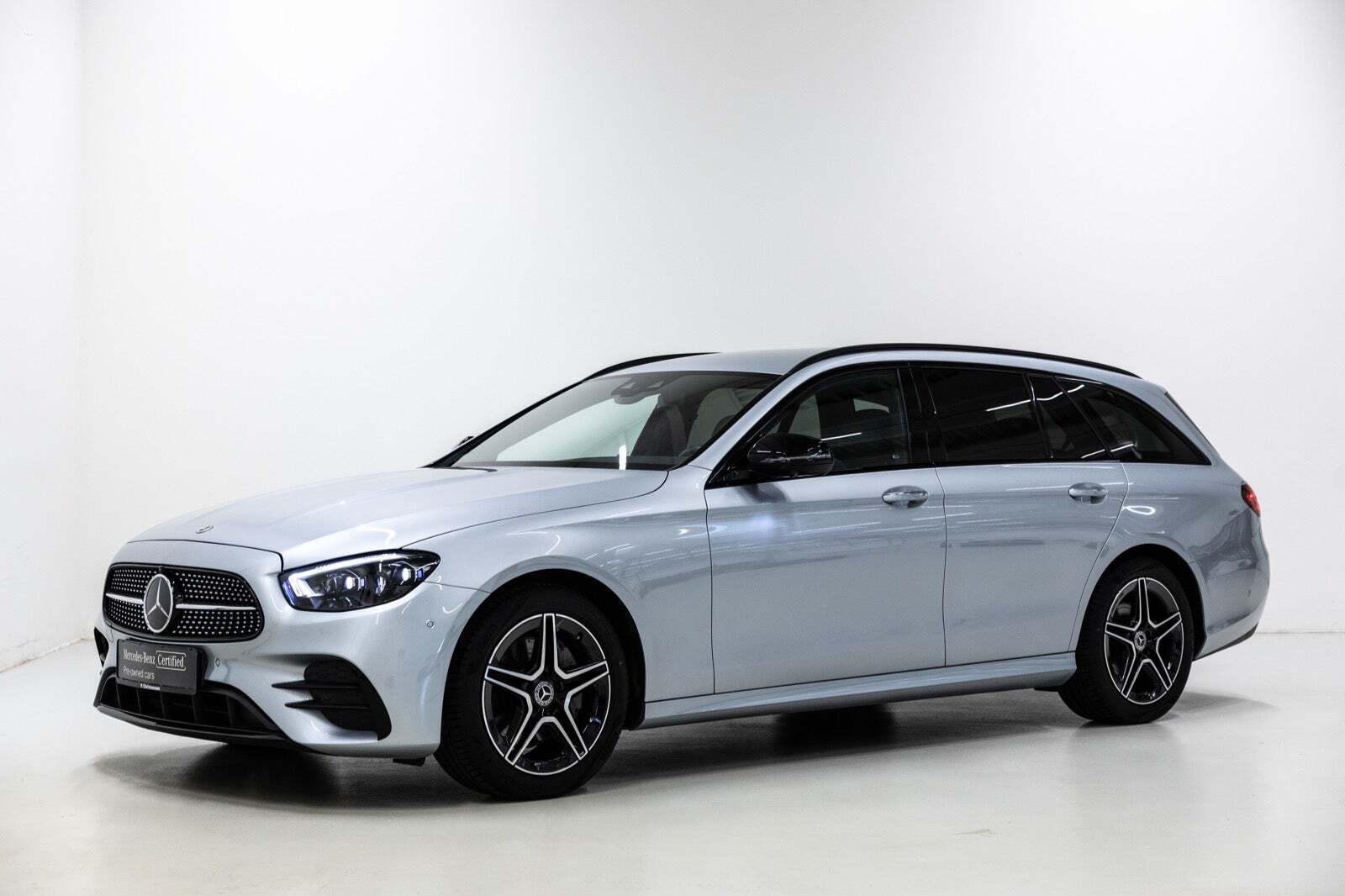 Guide til Mercedes-Benz E 220 d AMG Line Premium 4MATIC 9G-TRONIC (Årgang 10/2023 - 04/2024)