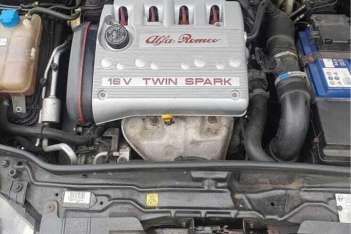 undefined Alfa Romeo 147 fra 2006
