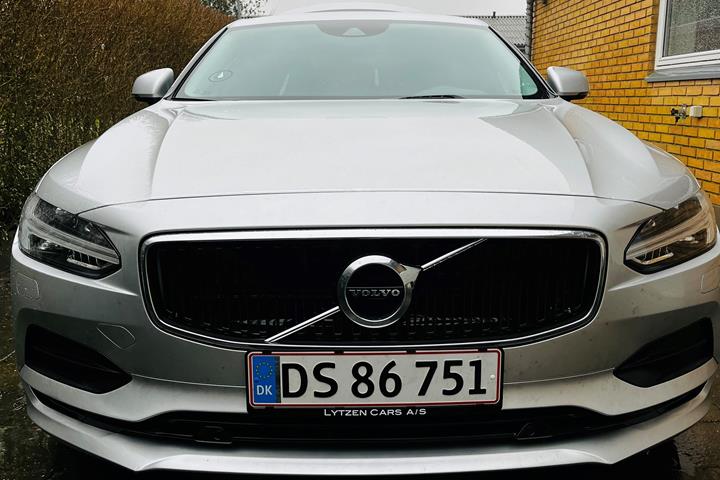 Grå Volvo S90 fra 2020