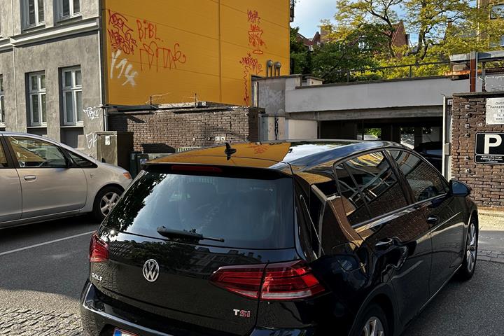 Sort VW Golf fra 2017