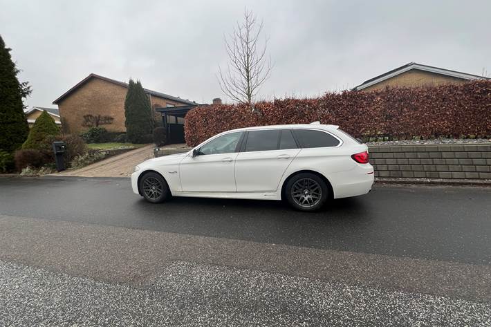 Hvid BMW 520d fra 2013