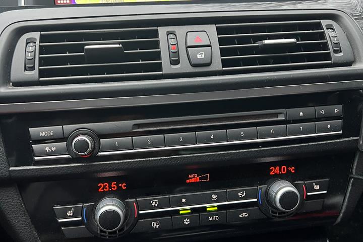 Hvid BMW 520d fra 2013