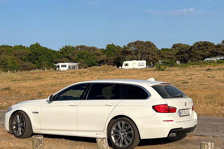 Hvid BMW 520d fra 2013