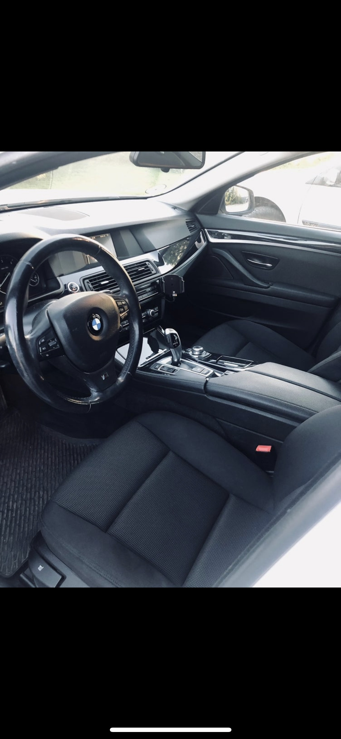 Hvid BMW 520d fra 2013