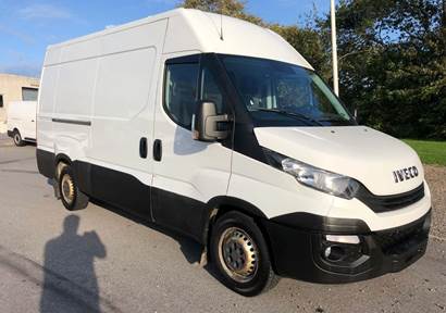 Iveco Daily 2,3 35S16 12m³ Van AG8