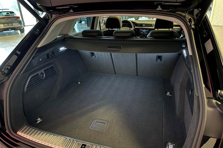 Sort Audi e-tron fra 2022